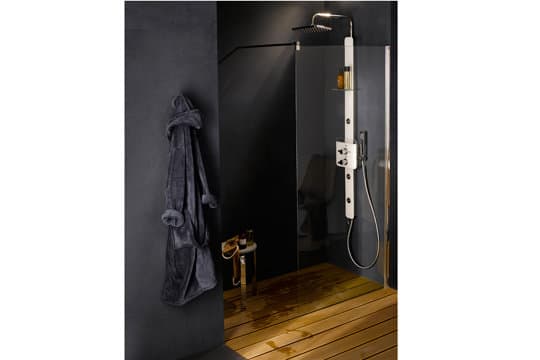 Cette douche à l'italienne s'adapte à toutes les salles de bains @Castorama Cette douche à l'italienne s'adapte à toutes les salles de bains @Castorama