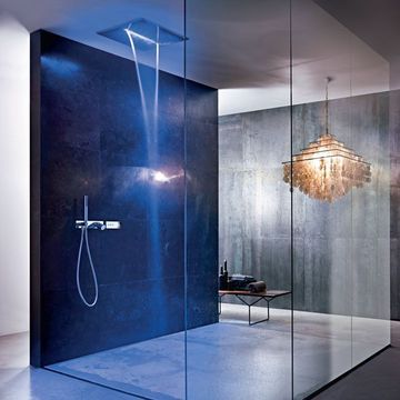 Une douche hight-tech lumineuse @Fantini Une douche hight-tech lumineuse @Fantini
